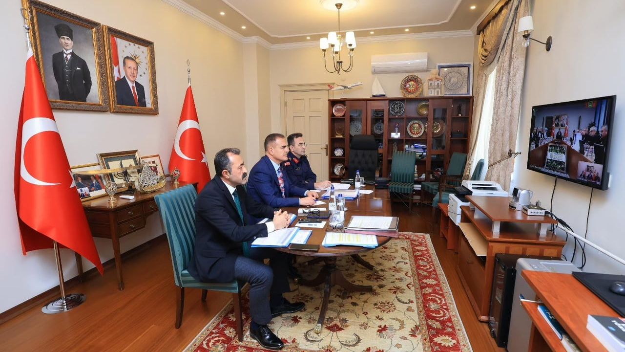 Vali Dr. İdris Akbıyık, İçişleri Bakanı Mustafa Çiftçi Başkanlığındaki 'Güvenlik' Toplantısına VKS ile Katıldı