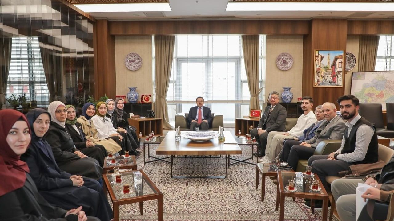 Vali Musa Işın, Dumlupınar Üniversitesi heyetini makamında kabul etti