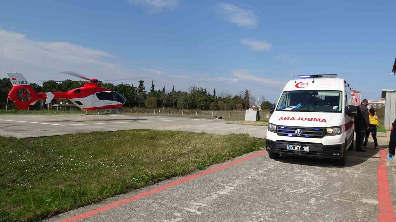 Vezirköprü'de solunum sıkıntısı yaşayan yenidoğan ambulans helikopterle Samsun Şehir Hastanesi'ne sevk edildi