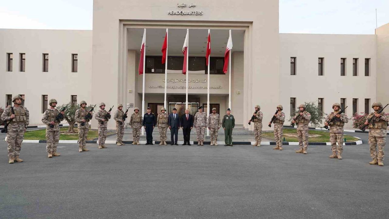 Yaşar Güler Doha’da: Katar Türk Birleşik Müşterek Kuvvet Komutanlığı'nda inceleme
