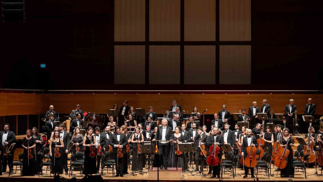 Yaşar Üniversitesi 25. Kuruluş Yıldönümünü Senfoni Orkestrasıyla Kutladı