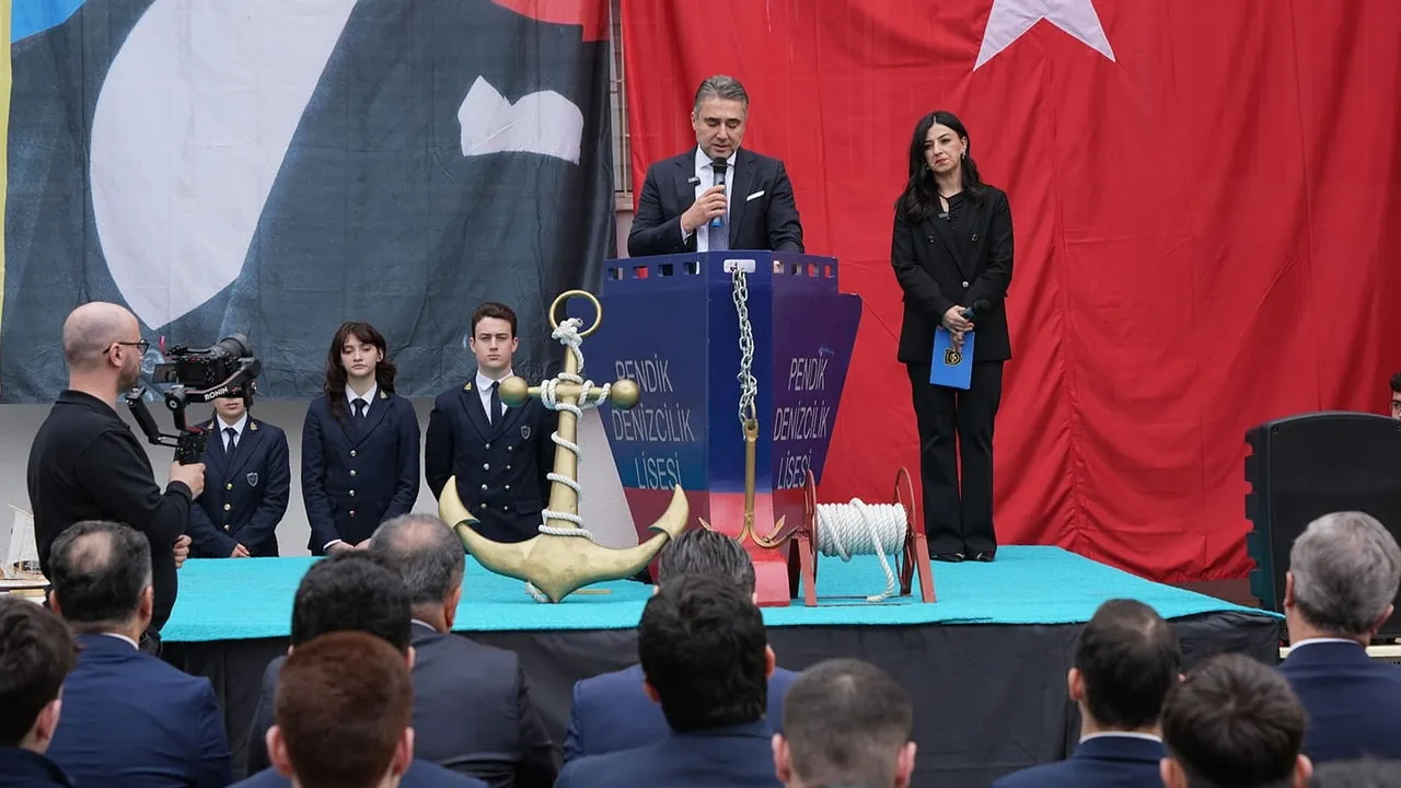 Yat ve Tekne Endüstrisi Derneği Barbaros Hayrettin Paşa Denizcilik MTAL'ye Modern Boya Atölyesi Kurdu