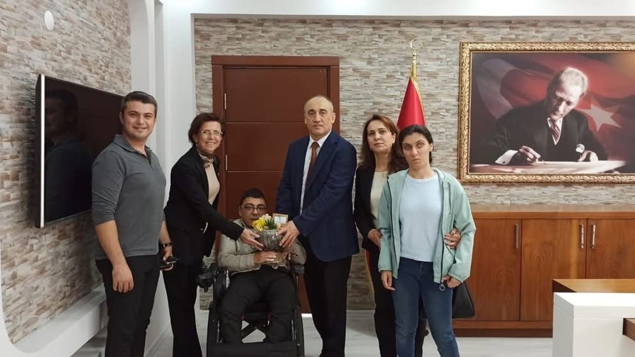 Yatağan Kaymakamı Turgay İlhan, Yatağan Engelliler Derneği'ni Kabul Etti