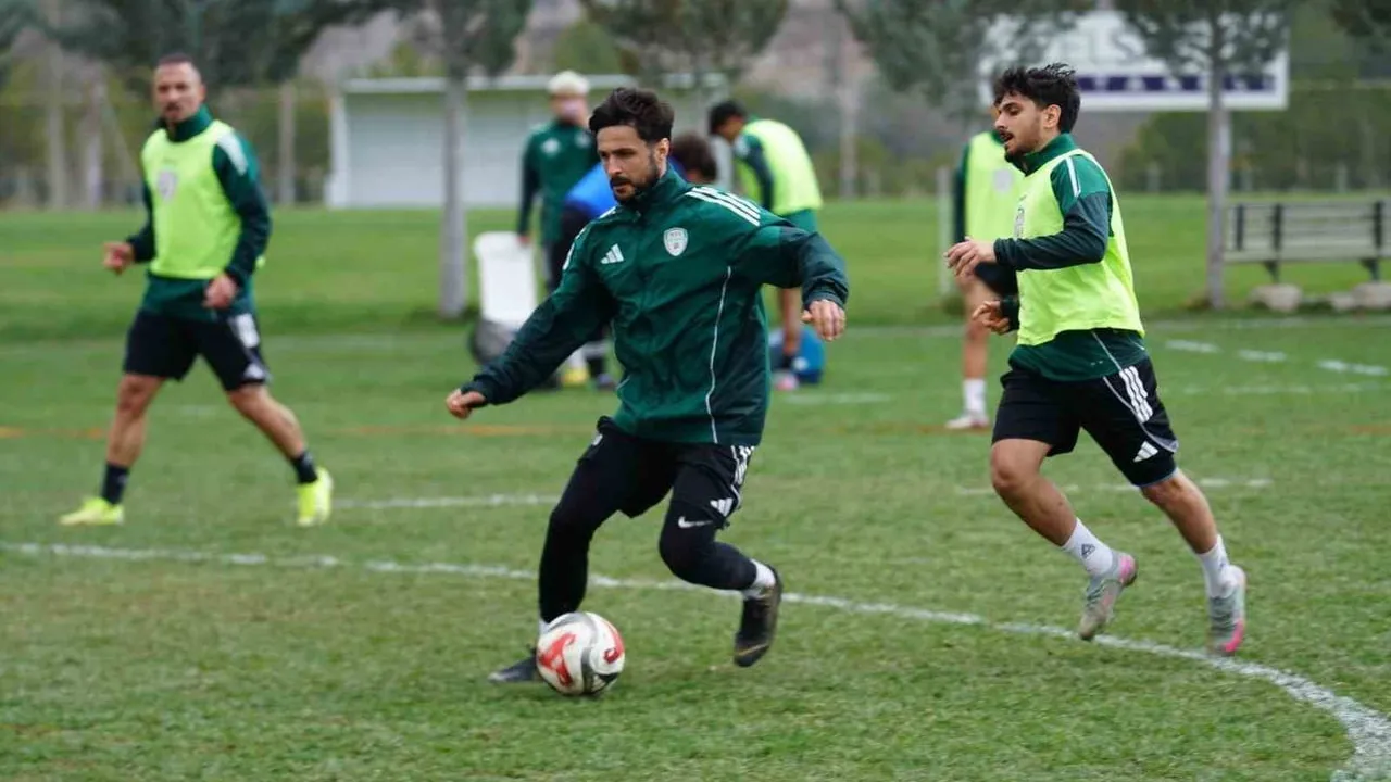 Yeşilyurtspor — Karaköprü Belediye Spor maçının hakemi belli oldu