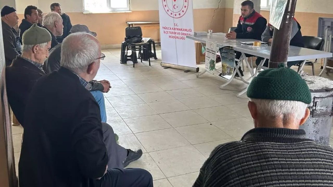 Yığılca'da çiftçilere zararlılarla mücadele ve fındıkta gübreleme eğitimi verildi