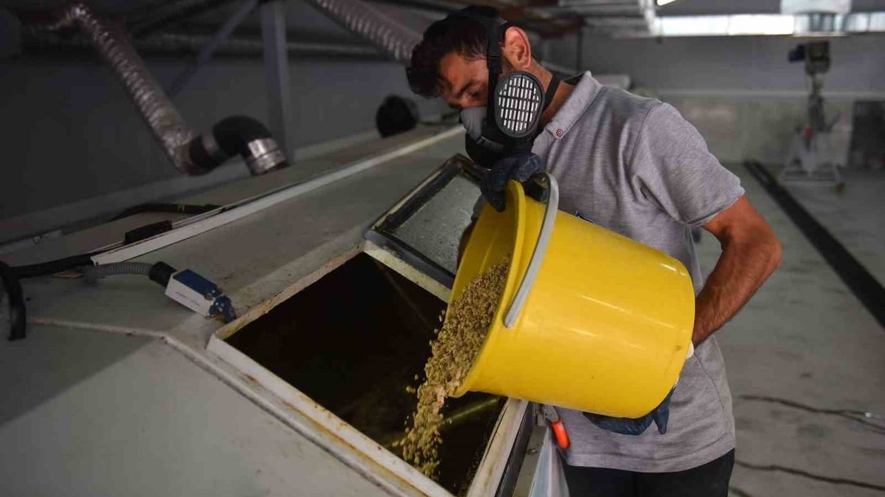 Yıldırım’da gıda israfına geçit yok: Mama Üretim Tesisi atıkları mamaya dönüştürüyor