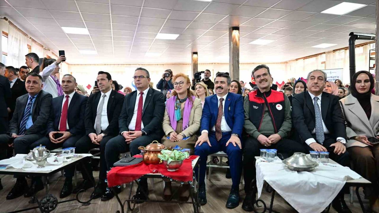 Yıldırım'da 'Yeni Nesil Çiftçi Kadın Buluşmaları' — Kadın Kooperatifleri ve Eğitimle Kırsal Kalkınma Destekleniyor