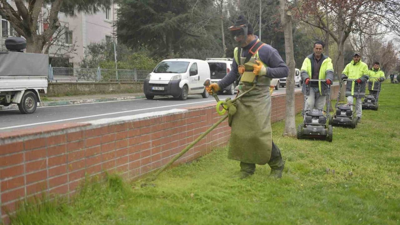 Yıldırım’ın yeşil kimliği güçleniyor: Park yenileme ve yeni projeler hızlandı