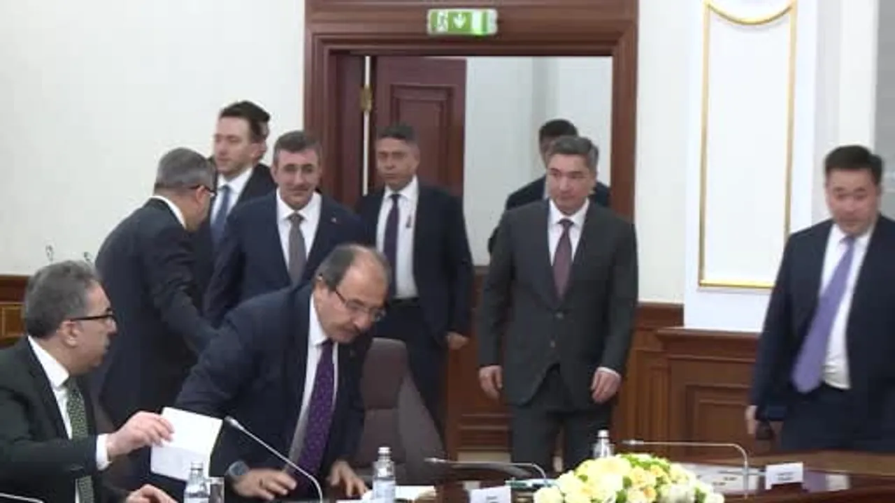 Yılmaz: Orta Koridor artık alternatif değil, Türkiye ile Kazakistan için zorunlu tercih
