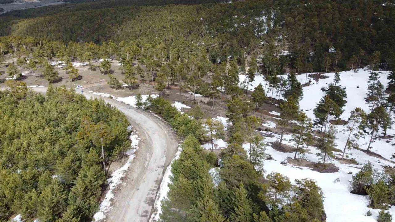 Yozgat’ın yükseklerinde kış ve bahar yan yana: Akdağmadeni–Çayıralan dağlarında mevsim geçişi