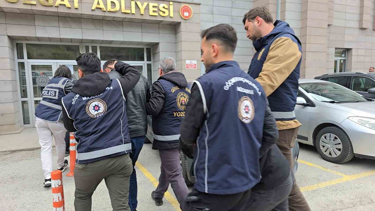 Yozgat'ta 53 düzensiz göçmen yakalandı: 6 şüpheli tutuklandı