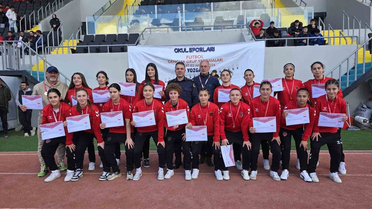 Yozgat’ta Okul Sporları Futbol Gençler Grup Müsabakaları tamamlandı