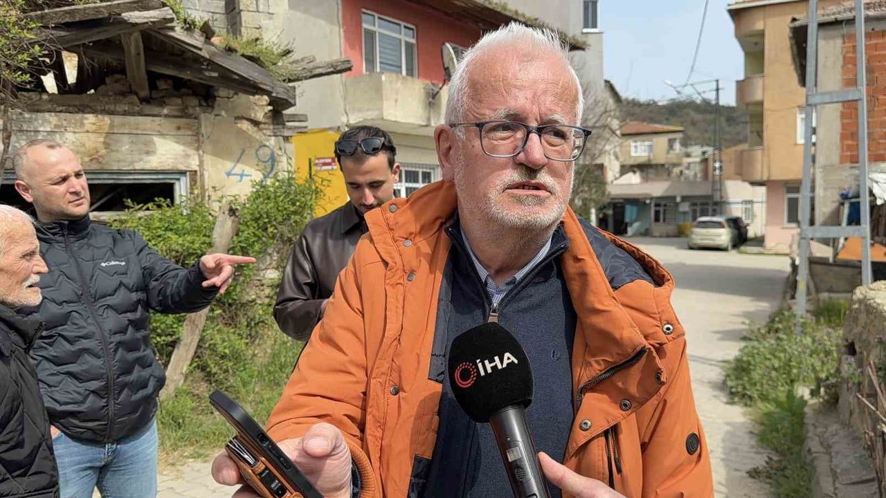 Yunan Aile 150 Yıl Sonra Atalarının İzini Arnavutköy Boğazköy'de Sürdü