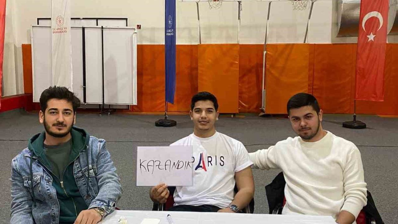 Zihin Fırtınası, Sinop Gençlerarası Bilgi Yarışması'nda Üniversite Birincisi