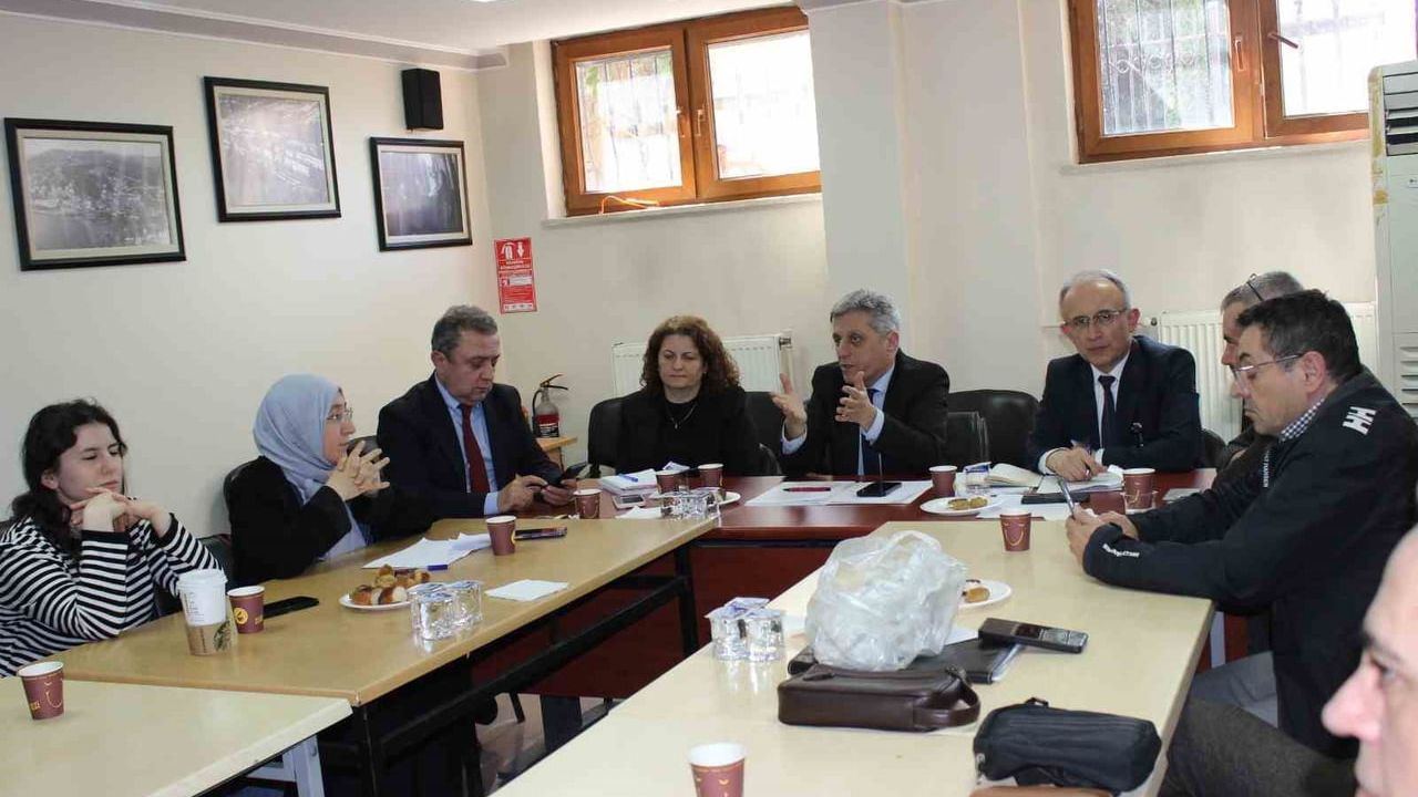 Zonguldak'ta ASKOM toplantısı: Sevk süreçleri ve hastaneler arası koordinasyon ele alındı