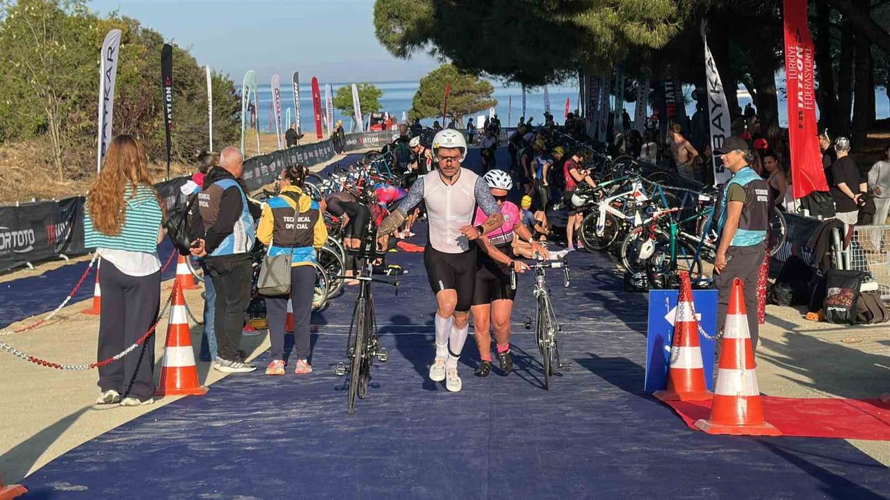 2026 Gelibolu Triatlonu Eceabat’ta başladı