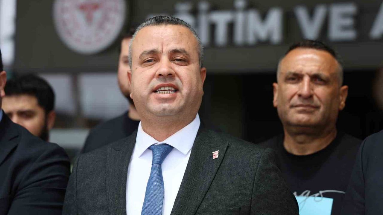 Adana'da sağlık çalışanlarının imzalarının taklit edilmesi iddiası: Genç Sağlık Sendikası suç duyurusunda