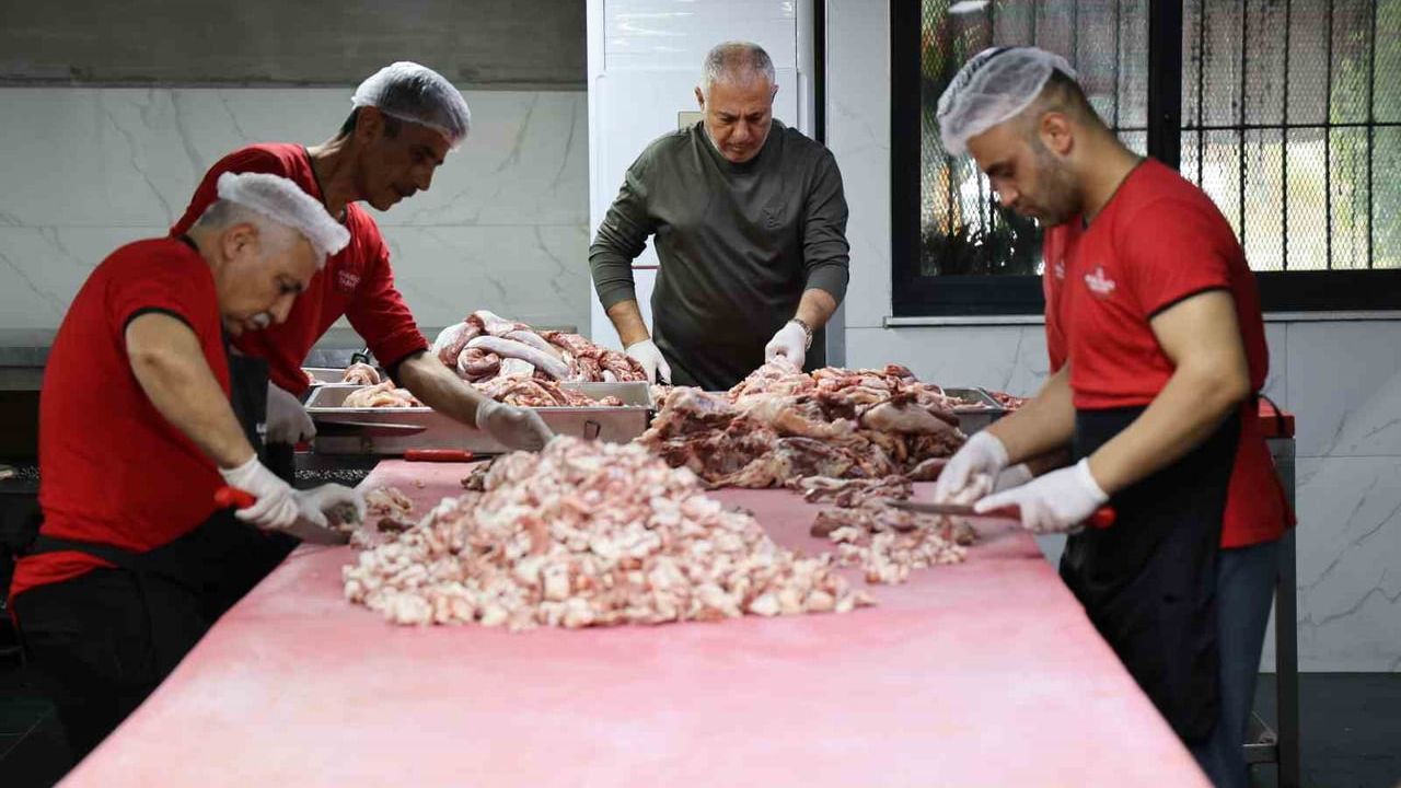 Adanalı kebapçı Yaşar Aydın’dan kurban eti saklama ve tüketme önerileri