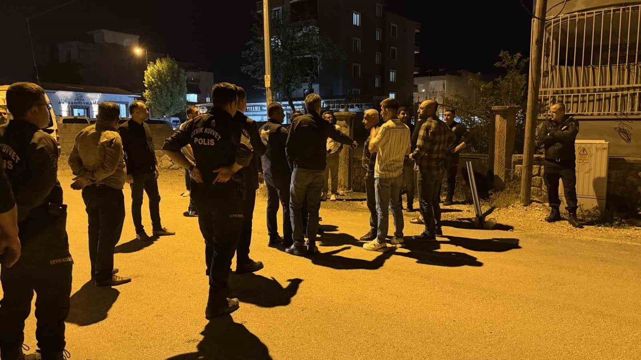 Adıyaman'da ev sahibi ile kiracı yakınları arasında kavga: 11 yaralı