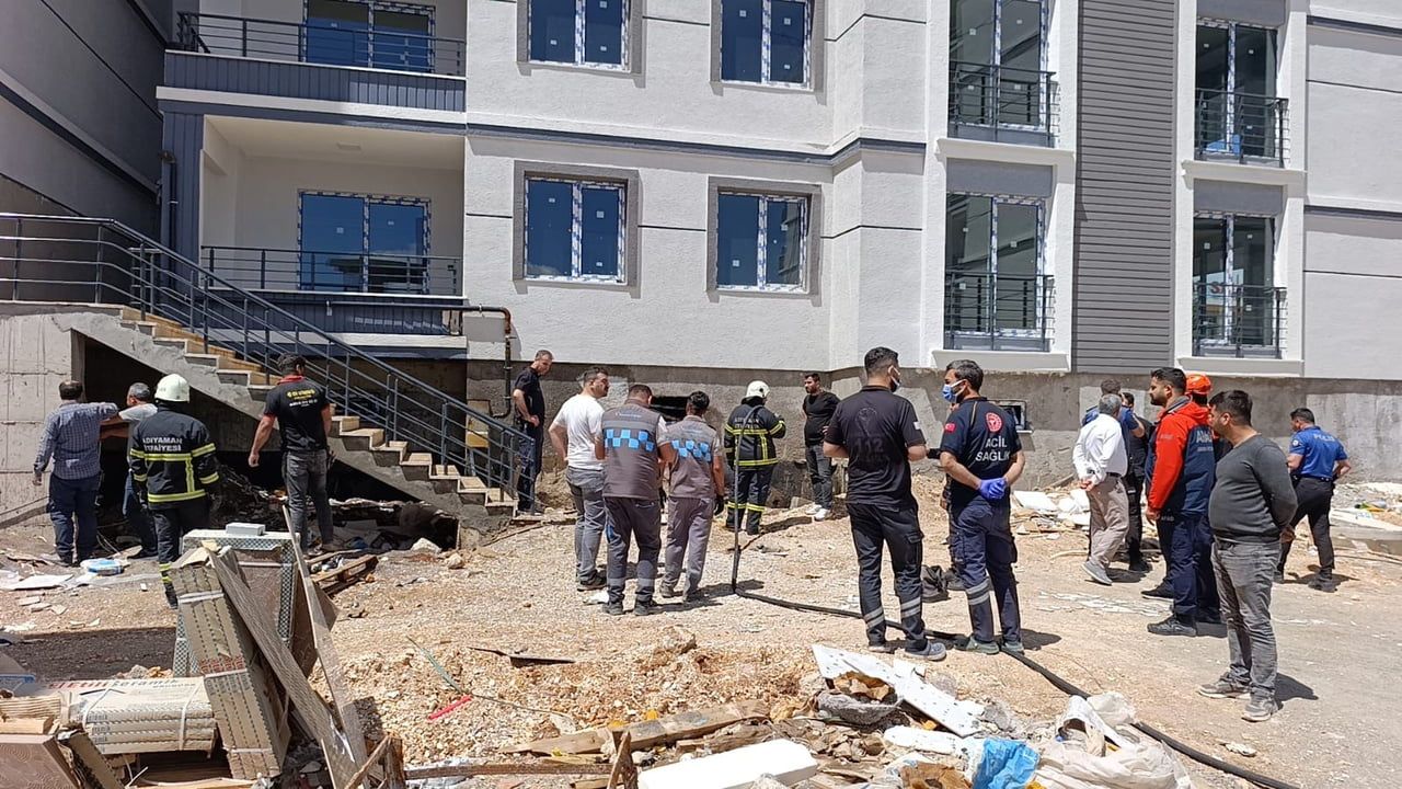 Adıyaman'da inşaatta doğalgaz hattında yangın: ekipler müdahale etti