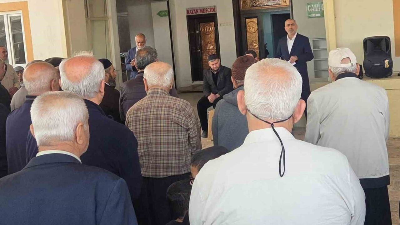Adıyaman Gölbaşı'nda hacı adayları dualarla kutsal topraklara uğurlandı