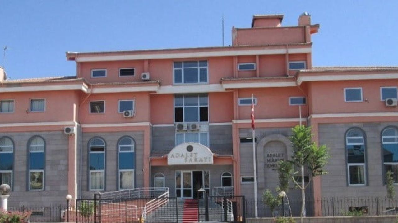 Adıyaman Gölbaşı’nda tefecilik operasyonu: 7 gözaltı, çok sayıda delil ele geçirildi