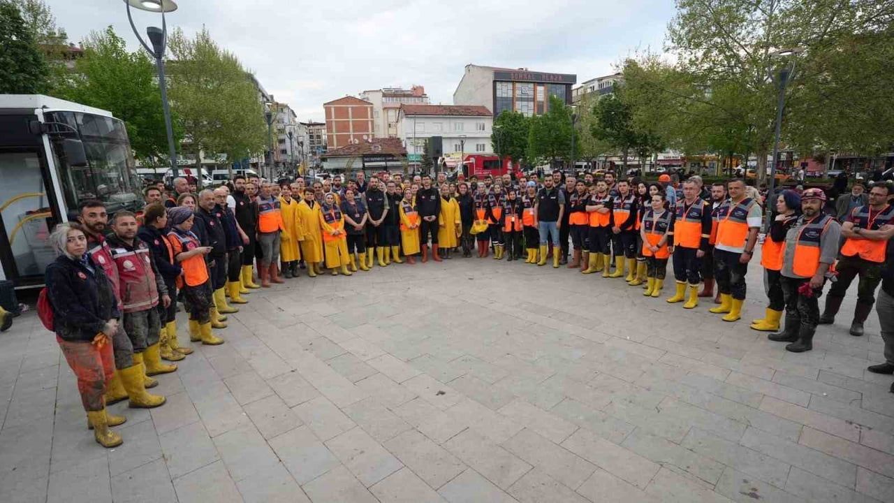 AFAD: Samsun ve Çankırı'daki su baskınlarına 1.513 personel ve 196 gönüllüyle müdahale edildi
