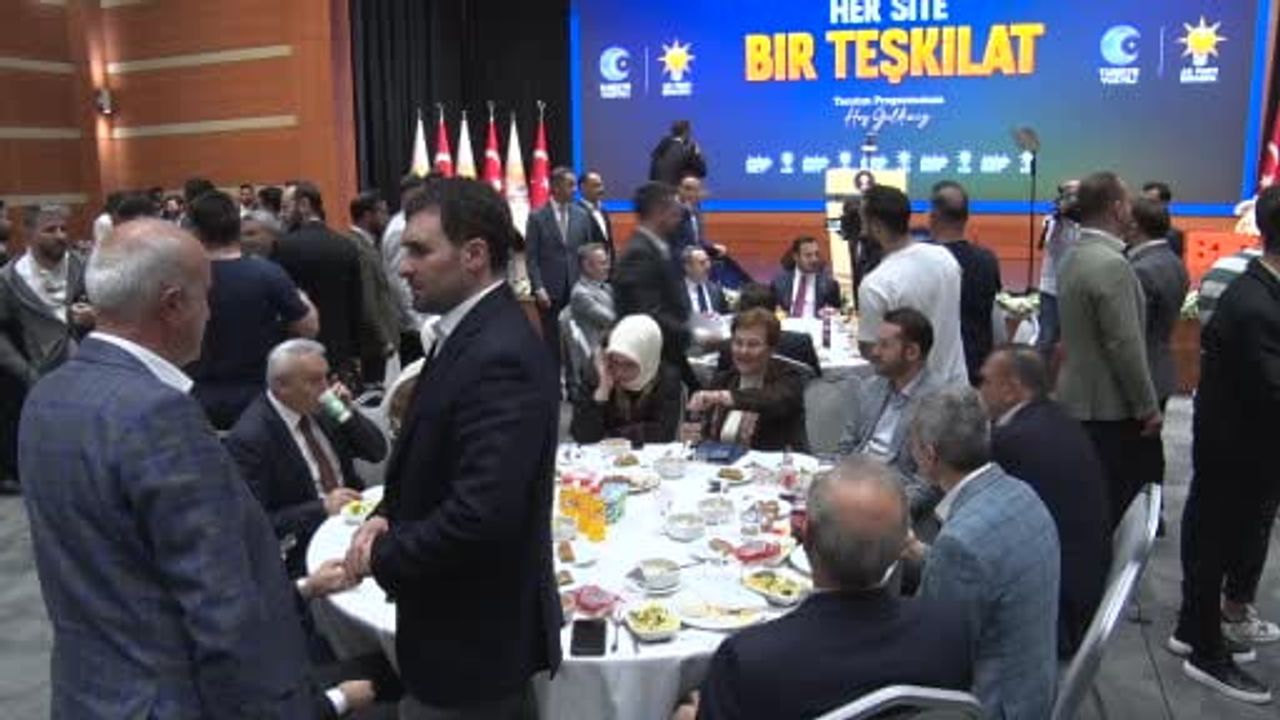 AK Parti İstanbul'da 'Her Site Bir Teşkilat' modeli: Başakşehir pilot uygulaması ve hedefler