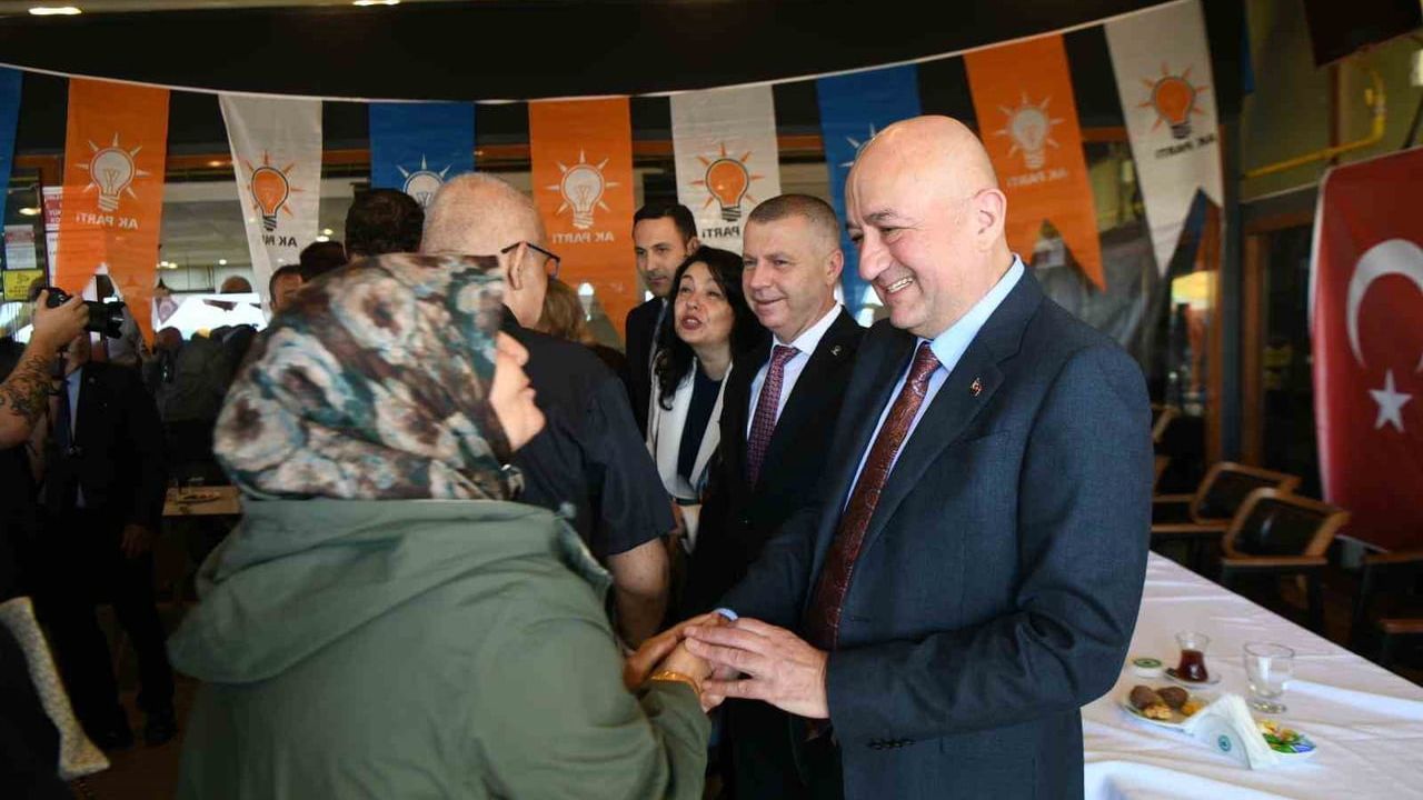 AK Parti'li Ayhan Gider, CHP'nin kongre süreci ve parti içi çekişmelerini eleştirdi