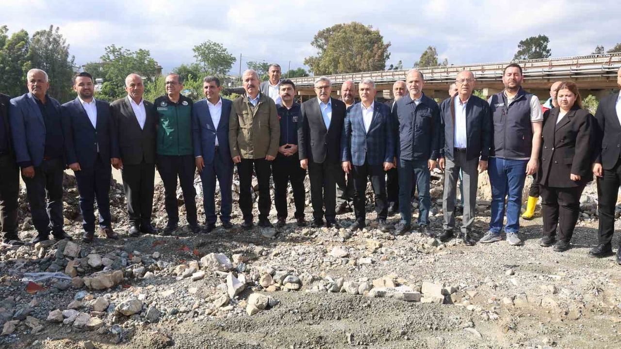 AK Parti'li Yayman: Hatay'daki sel zararları karşılanacak; Asi Nehri debisi 9 kat arttı