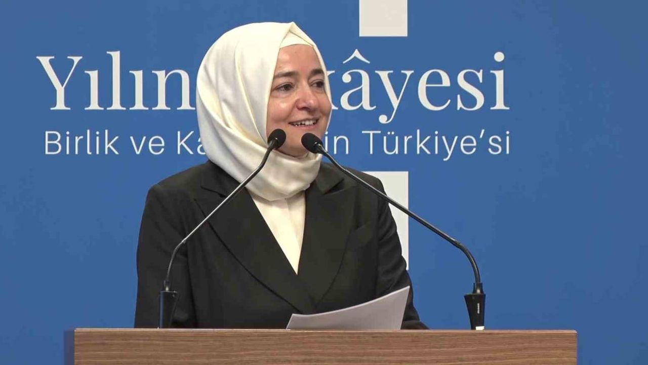 AK Parti'nin 'Engelleri Aşan Anne Yüreği' programı: Özel bireyler ve anneleriyle buluşma
