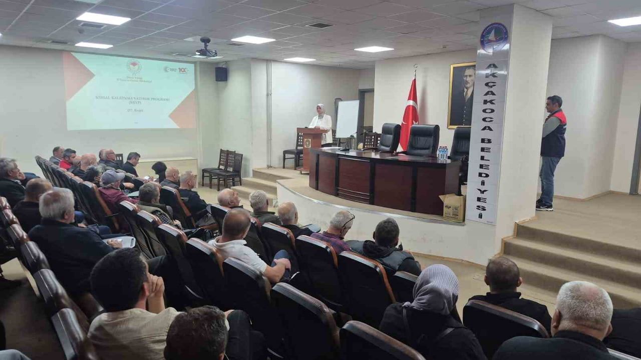 Akçakoca'da KKYDP 17. Etap Bilgilendirmesi: Başvuru Şartları ve Tasarruflu Sulama Destekleri Anlatıldı