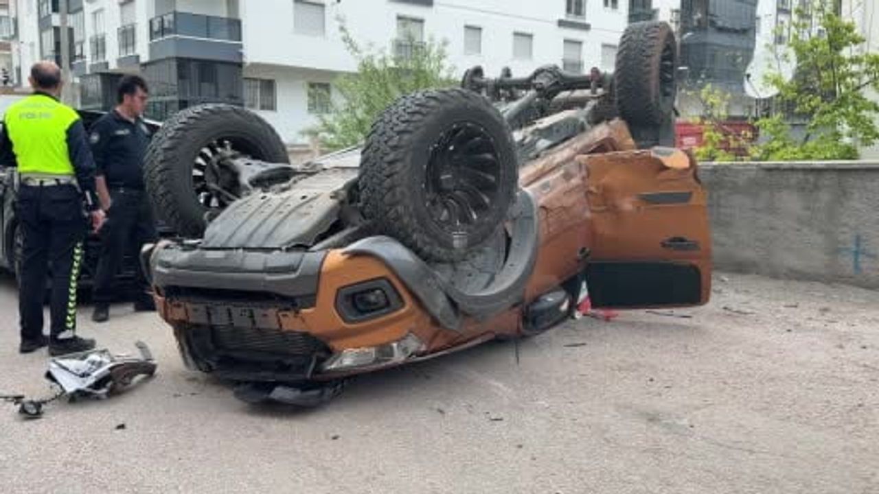 Aksaray'da pikap ile SUV çarpıştı: 1 yaralı