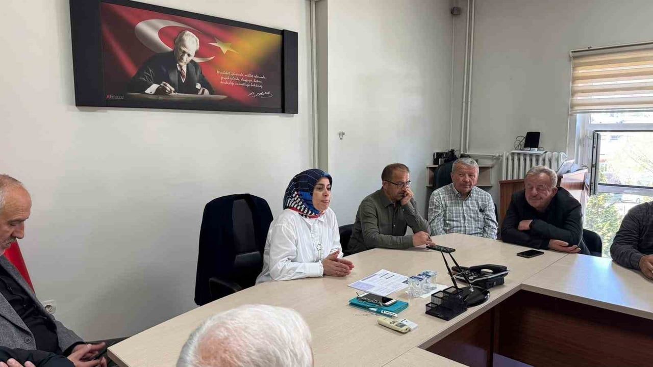 Alaplı'da Derneklere Mevzuat ve Elektronik İşlemler Konusunda Bilgilendirme Toplantısı