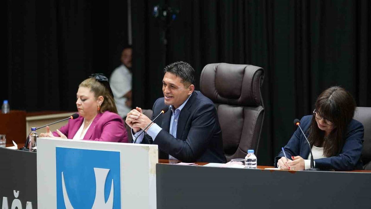 Aliağa Belediyesi Madrid'de yaşlı bakımı uygulamalarını inceledi