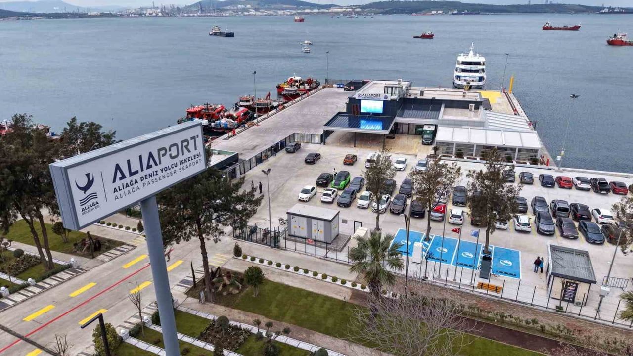 Aliaport’a yoğun ilgi: Düzenli seferlerle üç haftada 4.502 yolcu