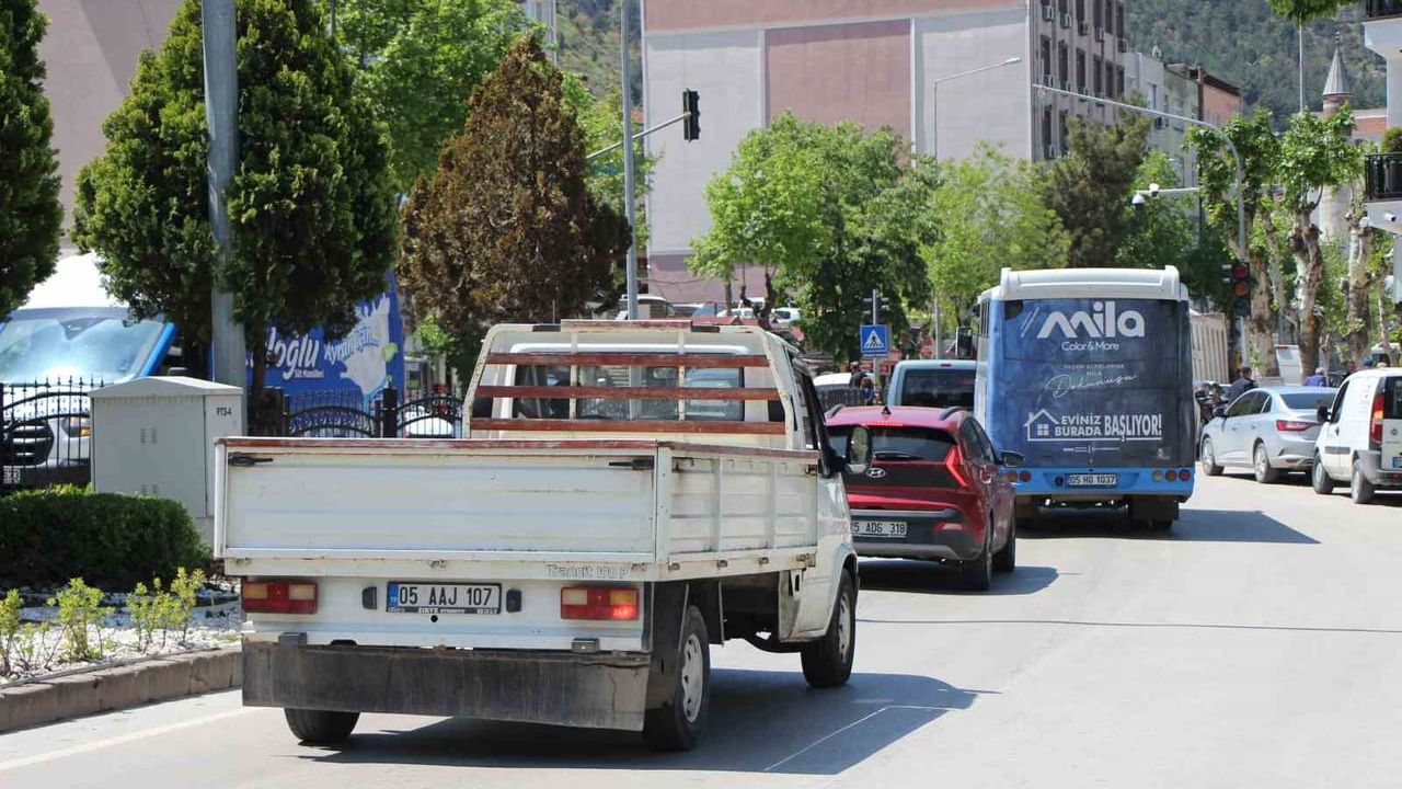 Amasya'da trafiğe kayıtlı motorlu kara taşıt sayısı 166 bin 312'ye ulaştı