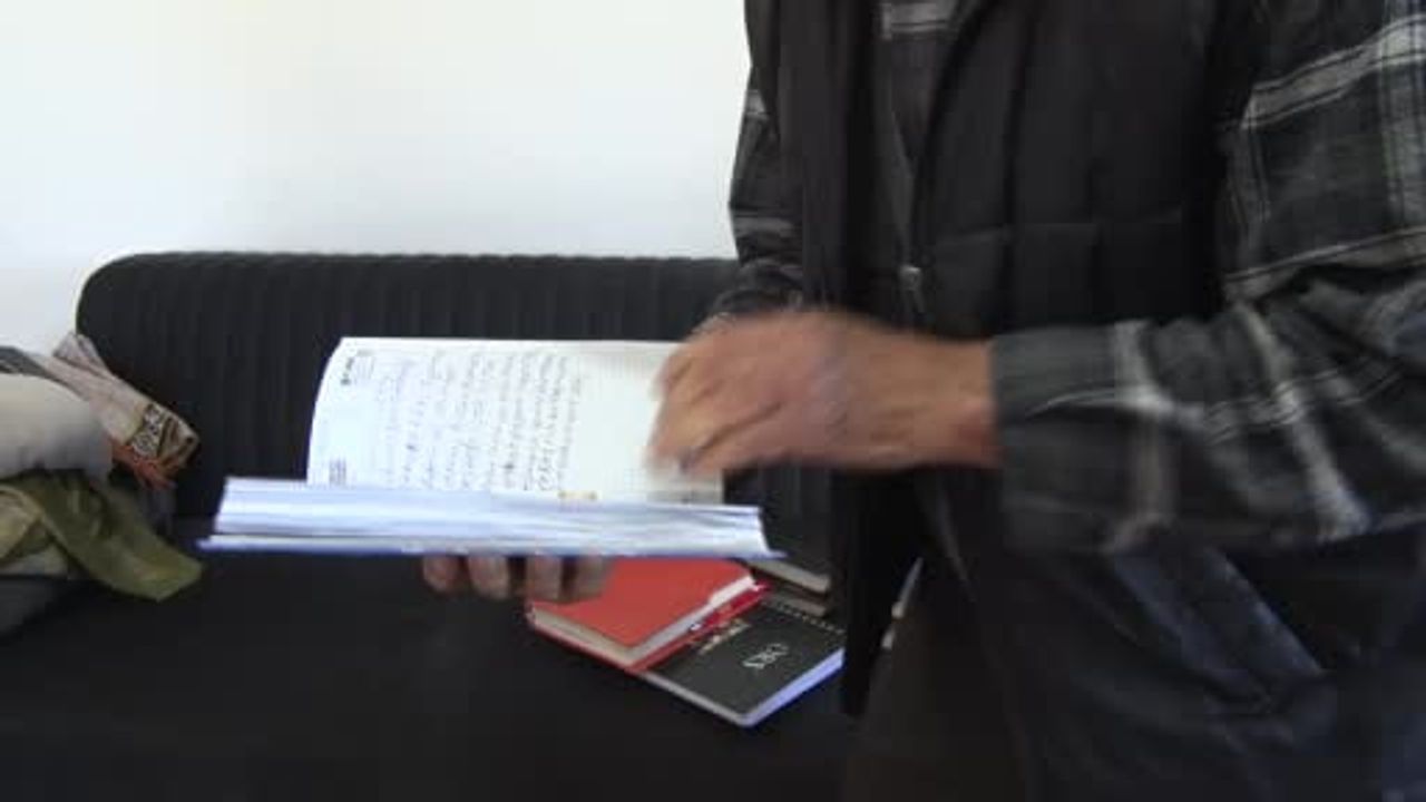 Ankara'da 59 Yıldır Günlük Tutuyor: Mürsel Yetik’in Kişisel Arşivi