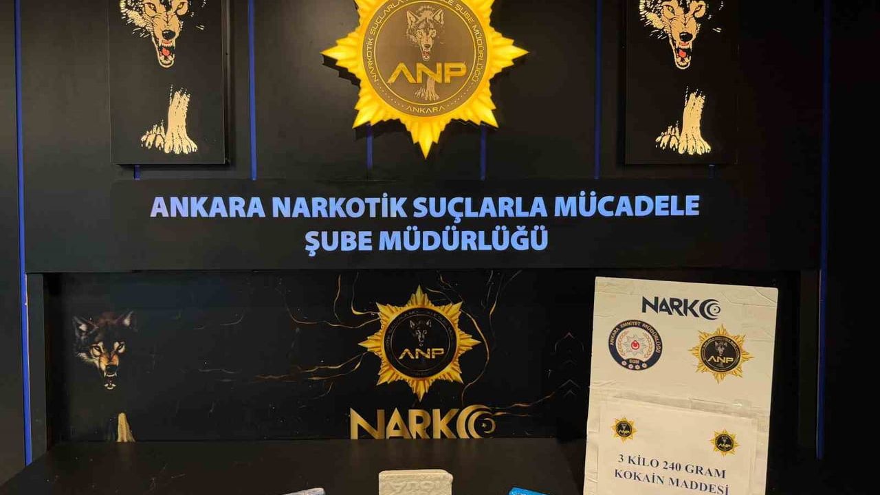 Ankara Kahramankazan'da operasyon: 3 kilo 240 gram kokain ele geçirildi