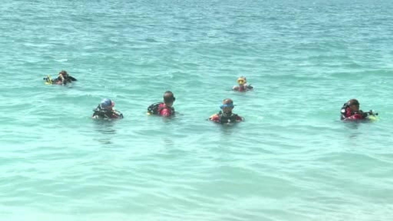 Antalya'da dört etaplı deniz dibi temizliği tamamlandı; yaklaşık 20 ton atık toplandı