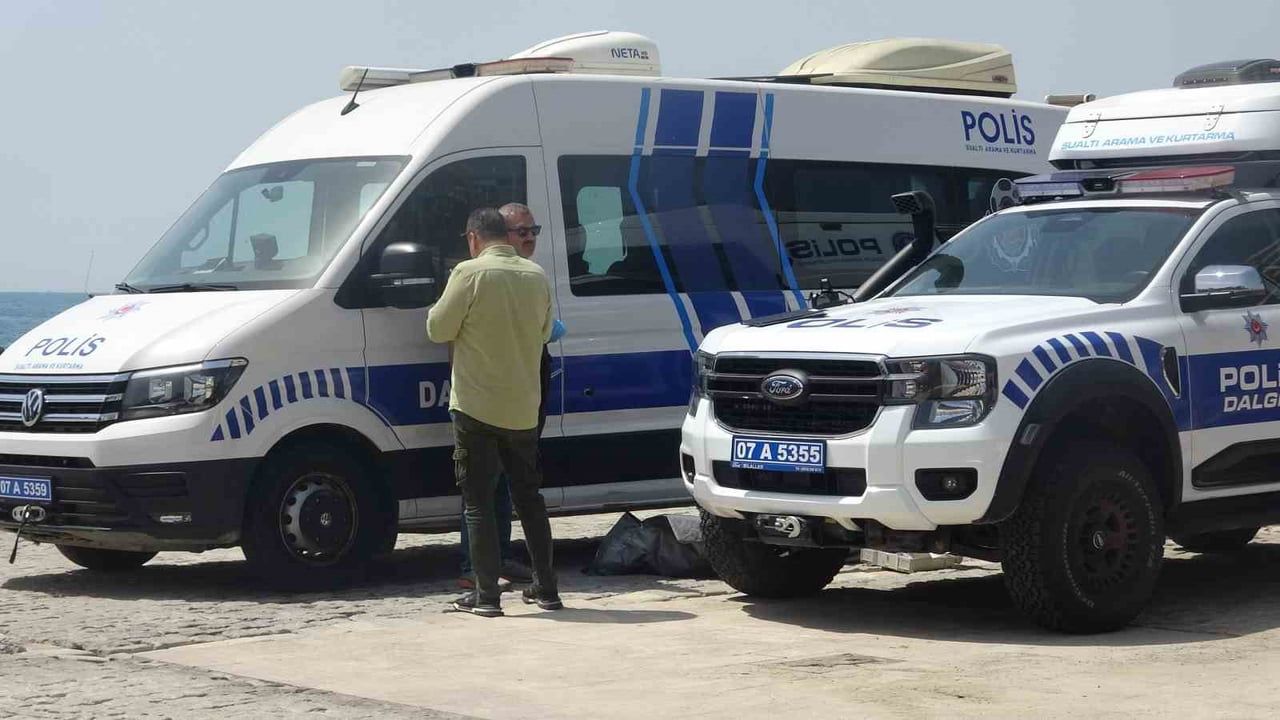 Antalya'da Düden Şelalesi'nden düşen 29 yaşındaki ABD uyruklu turist hayatını kaybetti