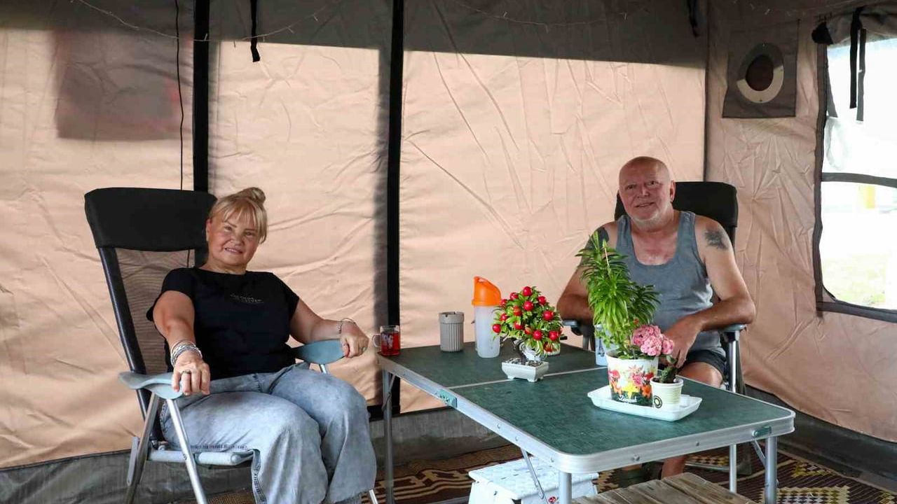 Antalya'da Karavan Tutkunlarının Tercihi: Konyaaltı'na 100 Metre Mesafede 70 Araç Kapasiteli Karavan Park
