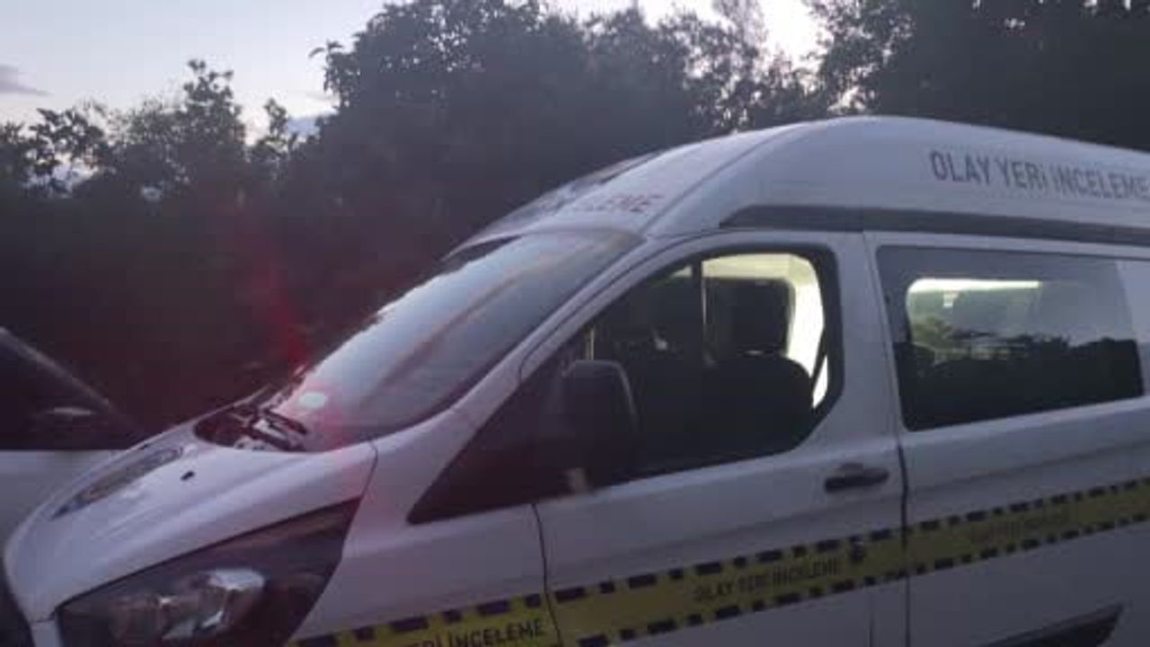 Antalya Kepez'te alacak‑verecek tartışması bıçaklı kavgaya dönüştü: 1 kişi hayatını kaybetti