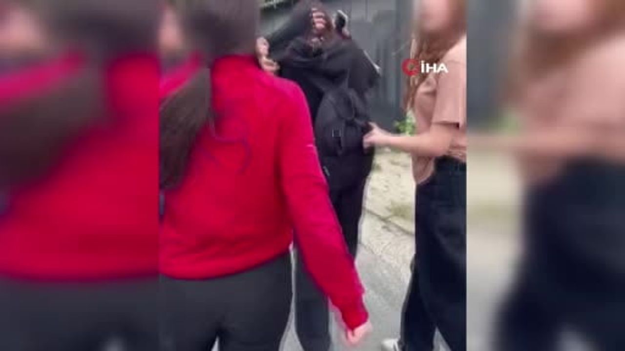 Arnavutköy'de okul çıkışında akran zorbalığı: 3 öğrencinin bir kızı darp ettiği anlar kamerada