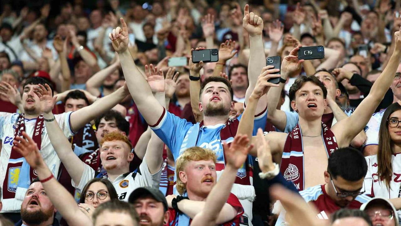 Aston Villa, UEFA Avrupa Ligi'ni 3-0 ile kazandı — İstanbul'da kupa töreni