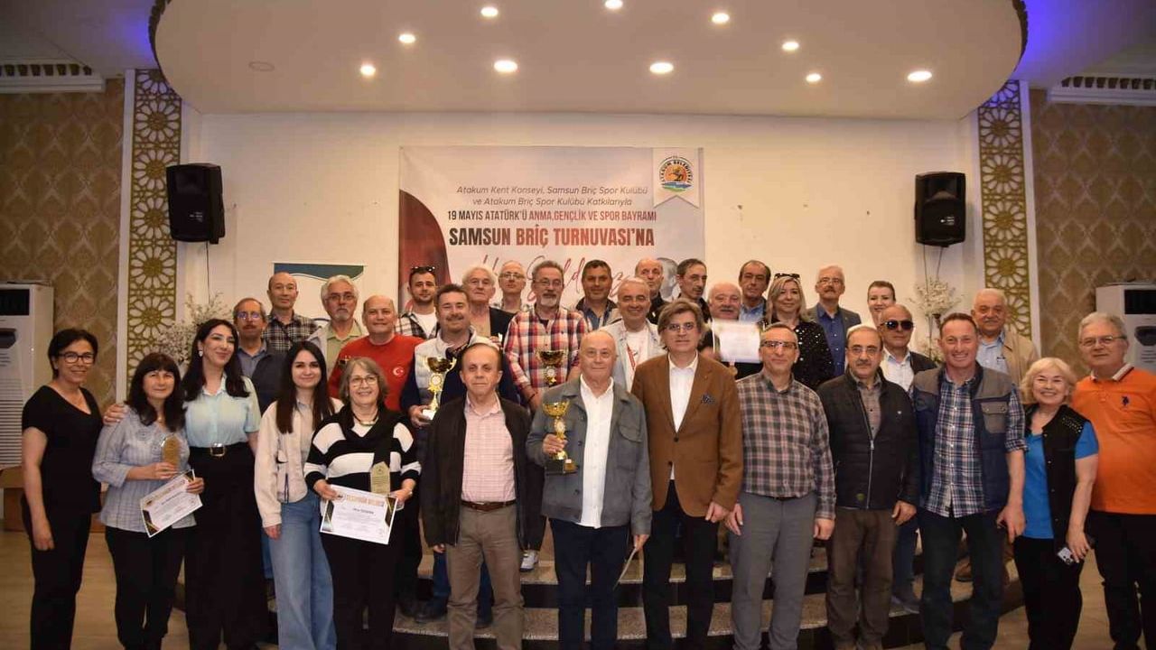Atakum’da İlk 19 Mayıs Briç Turnuvası: 65 Çift, 130 Sporcu Katıldı