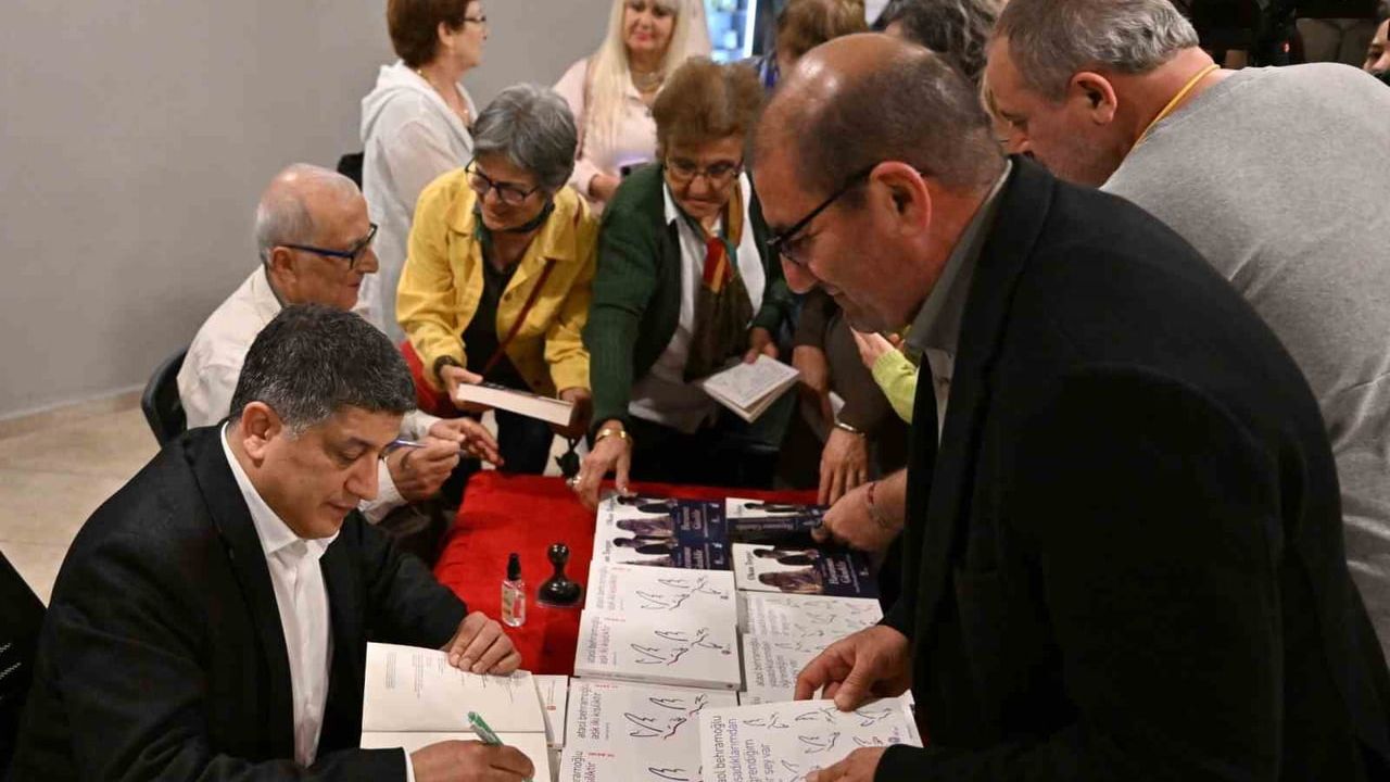 Ataol Behramoğlu Manisa'da 'Saygı Gecesi'nde Okurlarıyla Buluştu