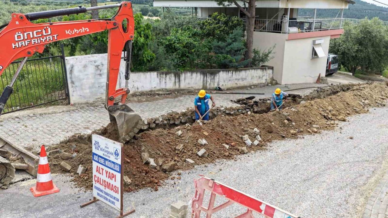 Aydın Büyükşehir Belediyesi Kuyucak Bucak Mahallesi'nde 4,4 milyon TL'lik içme suyu hattı yenileme çalışması başlattı