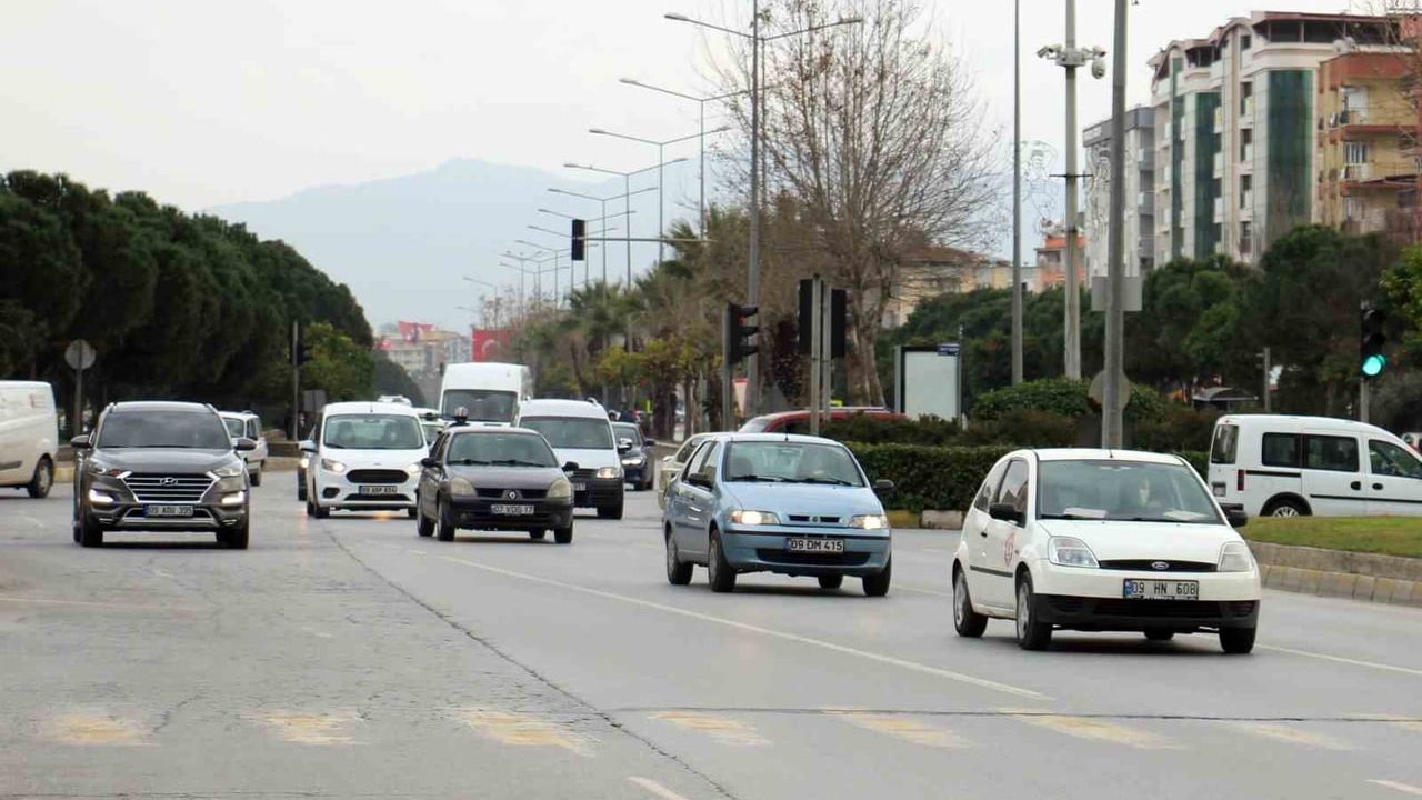 Aydın'da 3 yıllık trafik verileri: kural ihlalleri iki kat, kazalar yaklaşık yüzde 26 arttı