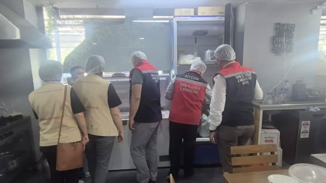 Aydın’da çöp şiş ve et ürünleri sunan işletelere eş zamanlı hijyen denetimi